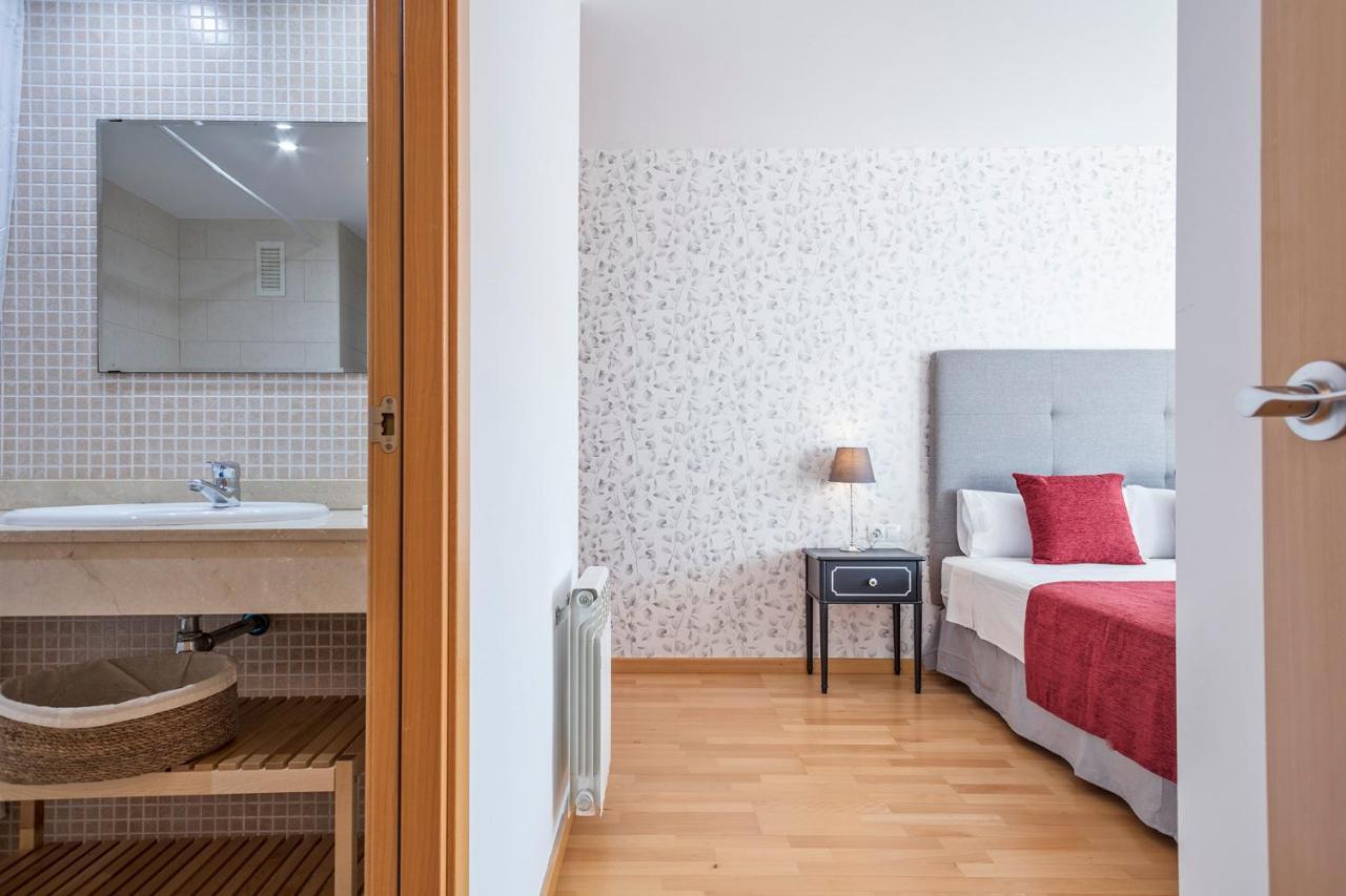 Apartamento Alcam Rubí Exterior foto