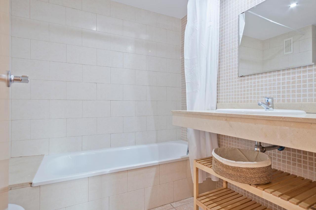 Apartamento Alcam Rubí Exterior foto